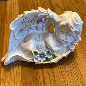 Friends are the Sunshine of life figurine.